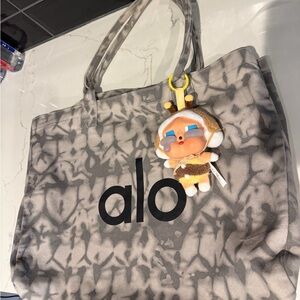 ALO Yoga Gray Tote Bag with Black Logo